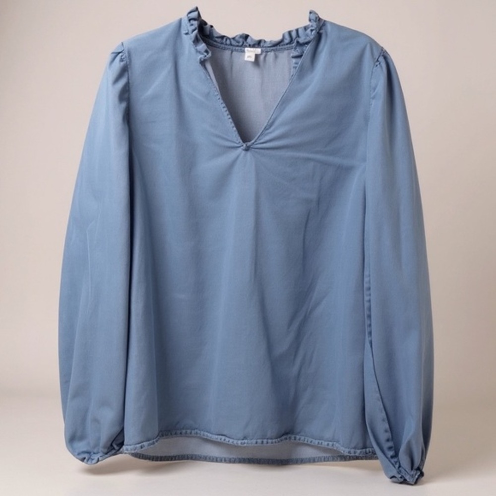 Gap Women’s Blue Jean Shirt Size S
